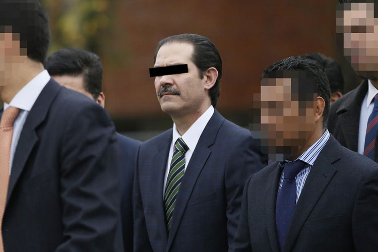 Guillermo Padrés permanecerá en prisión, pese a auto de libertad