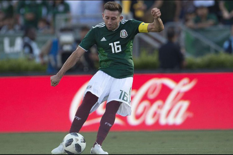 Héctor Herrera se ausenta de entrenamientos con el Tri