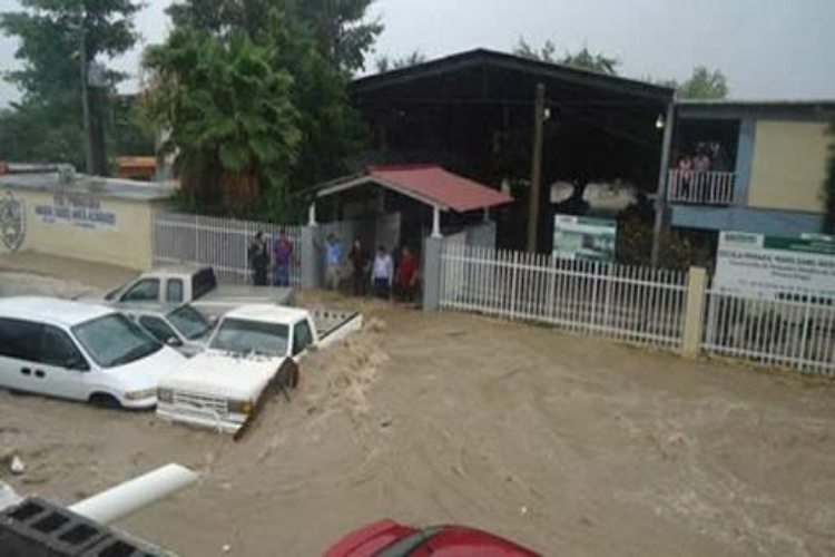 Inundaciones afectarían a 300 familias de Victoria
