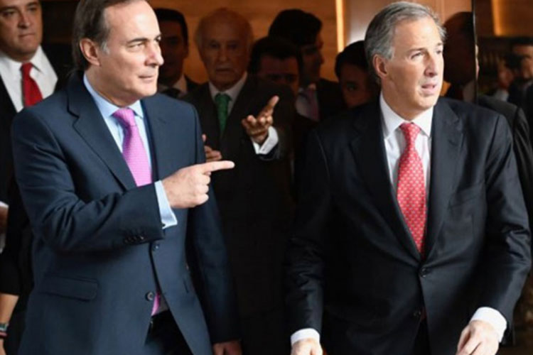 Nadie puede escudarse en una candidatura: Meade