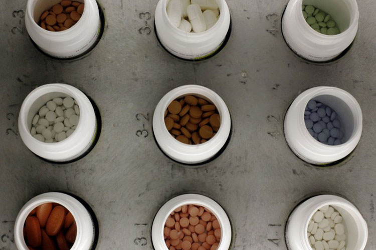 EU: Se consumen menos medicinas, pero se gasta más