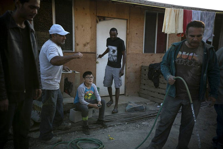 Haitianos rechazados por EEUU se establecen en Tijuana