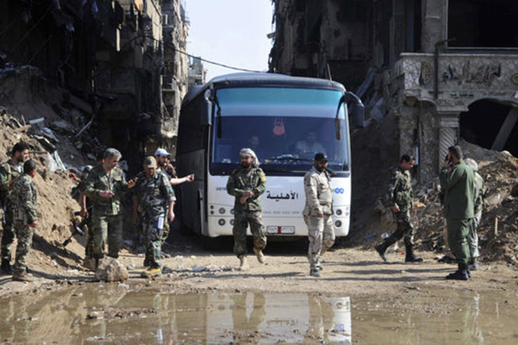 ONU: Gobierno, rebeldes cometen crímenes de guerra en Siria