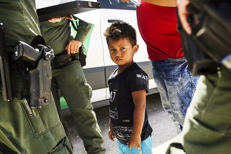 Necesario separar niños para procesar a padres inmigrantes: Trump