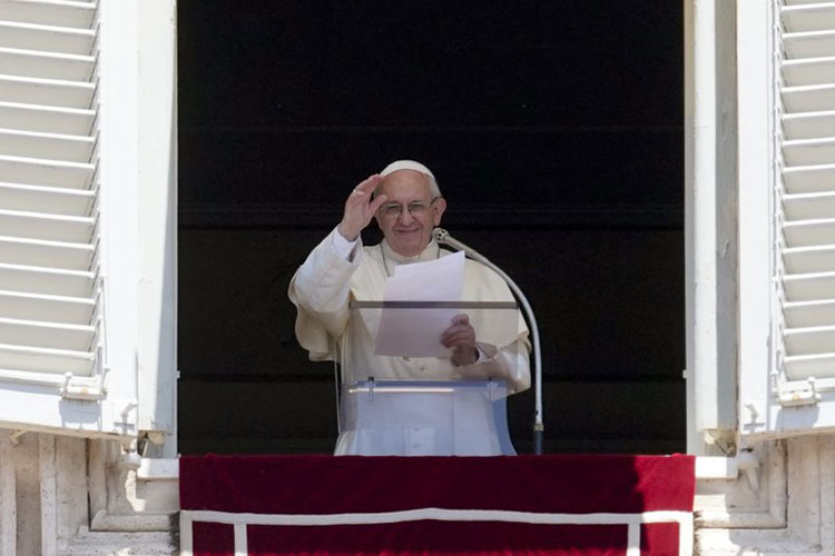 Papa lanza purga en Iglesia chilena tras escándalo de abusos