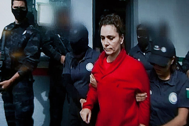 La Corte atrae amparo de esposa del exalcalde de Iguala José Luis Abarca