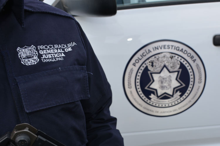 Dan de baja Policía Investigador por perder arma en cantina