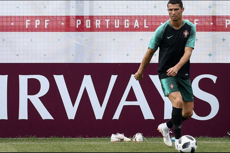 Ronaldo entrena con su equipo previo al duelo ante Marruecos