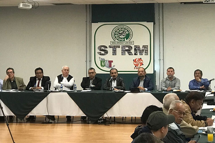 Sindicatos y organizaciones campesinas expresan su apoyo a AMLO