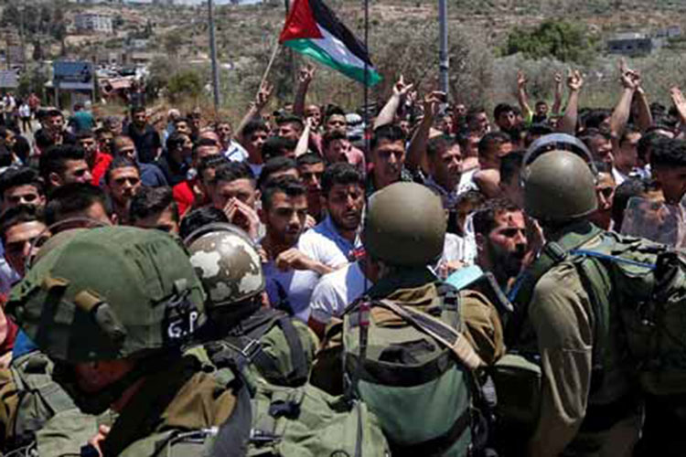 Tropas israelíes matan a palestino que les lanzaba piedras