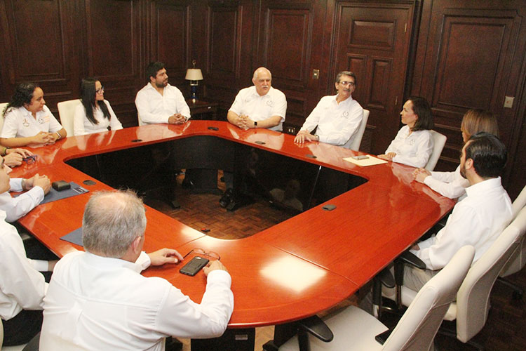 Reconocen apoyo del Rector a movilidad académica internacional