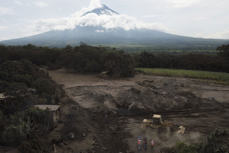Guatemala: reanudan con cautela las tareas de rescate