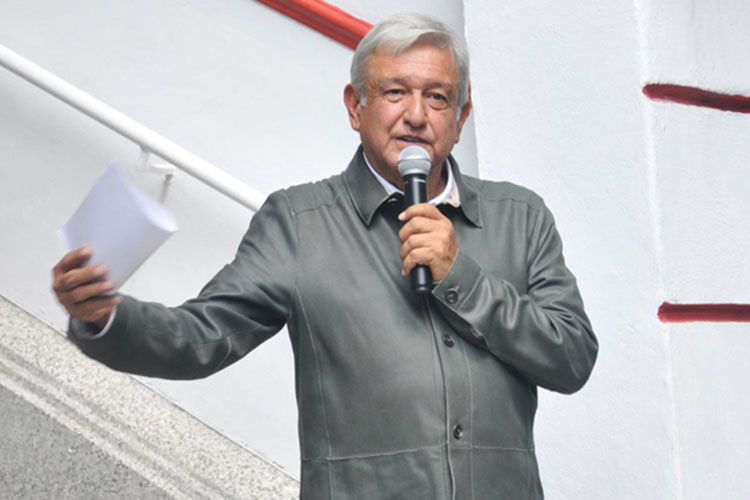 Eliminar la burocracia dorada, vital para plan de austeridad de AMLO