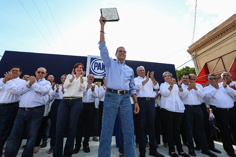 Enrique Rivas recibe Constancia de Mayoría por Nuevo Laredo
