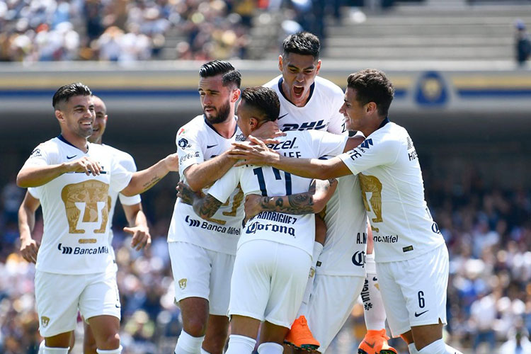 Pumas vence 5-3 a Necaxa en CU