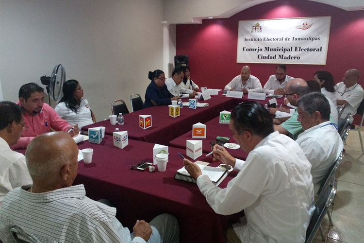 Instalan consejos municipal y distrital en Ciudad Madero