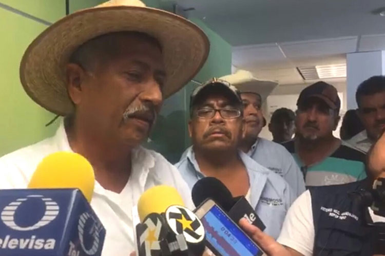 Protestan campesinos en SAGARPA; exigen 80 mdp