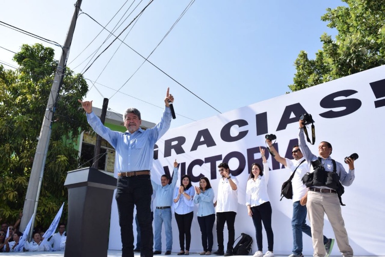 Recibe Xicoténcatl constancia de mayoría para gobernar Victoria