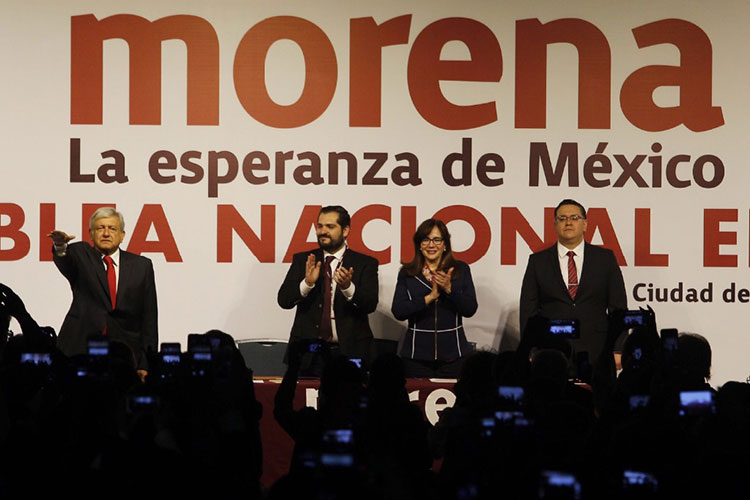 Exige AMLO a integrantes de Morena cumplir compromisos públicos