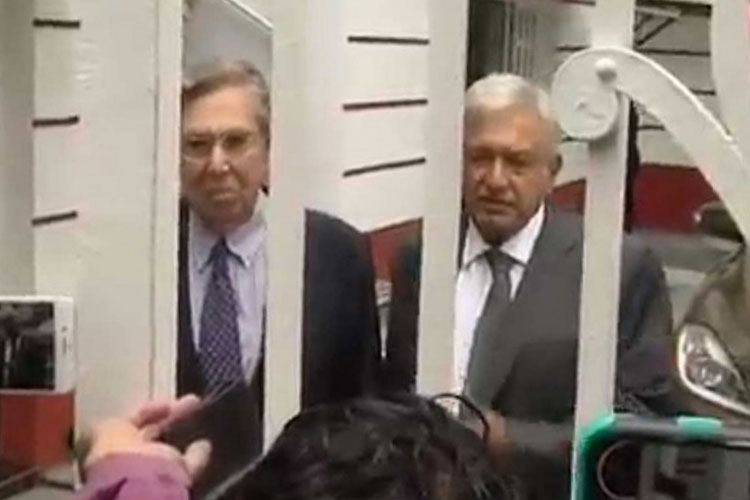 Antes rivales, Peña Nieto y AMLO buscan transición ordenada