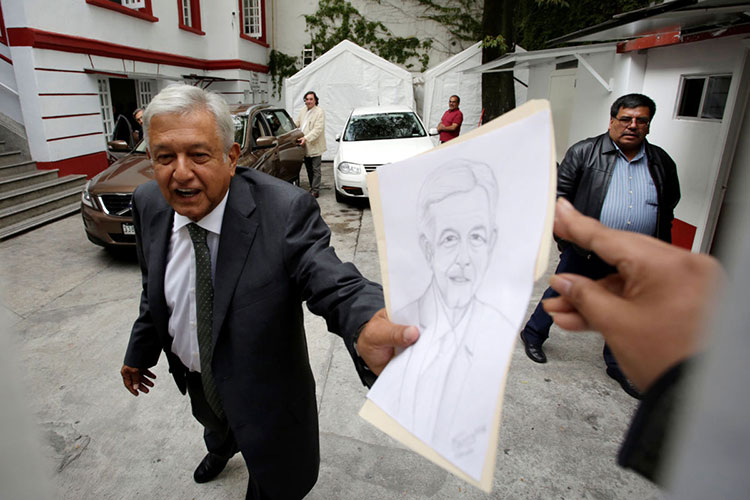 AMLO descarta irregularidades en fideicomiso de apoyo a los damnificados