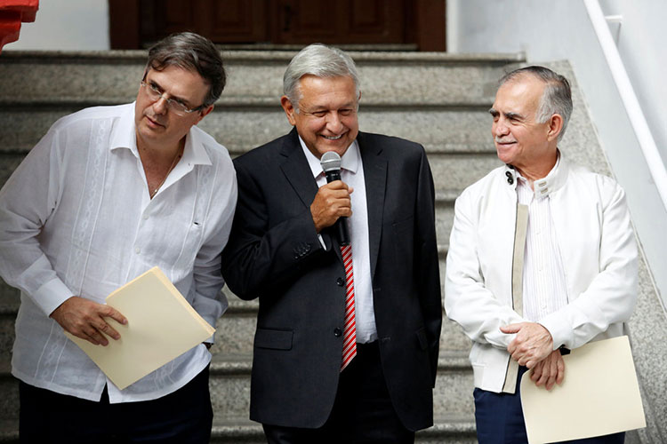 Coinciden AMLO y Trump avanzar en la renegociación del TLC
