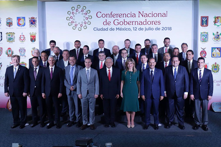 Gobernadores respaldan planes de López Obrador