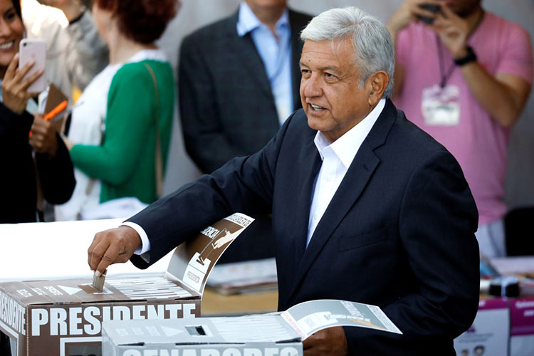 Andrés Manuel llamó a los ciudadanos a emitir su voto