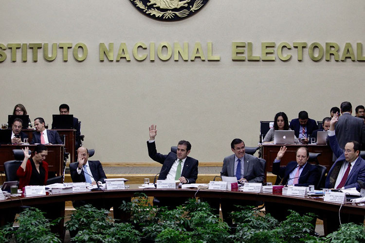 Multa de $197 millones a Morena por fideicomiso