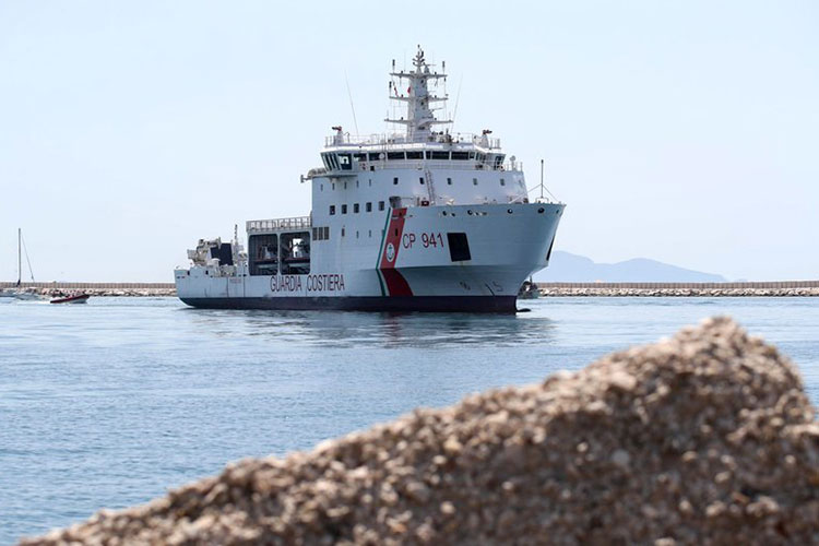 Italia: Francia y Malta se ofrecen a recibir inmigrantes