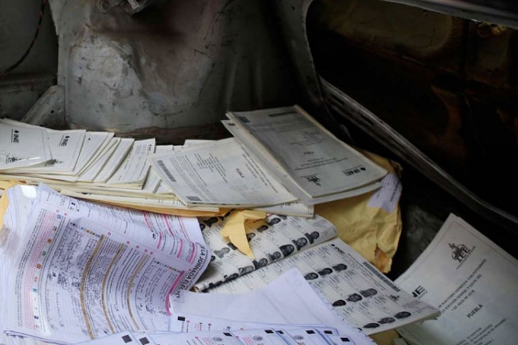 Vinculan a proceso a persona detenida con ocho mil 800 boletas electorales