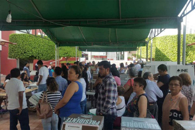 Suspenden elecciones en Santiago el Pinar, Chiapas; hay 15 heridos