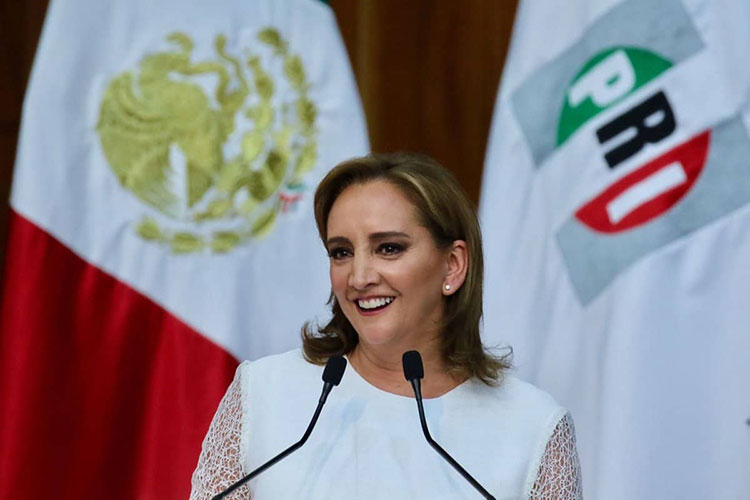 Claudia Ruiz Massieu asume la presidencia nacional del PRI