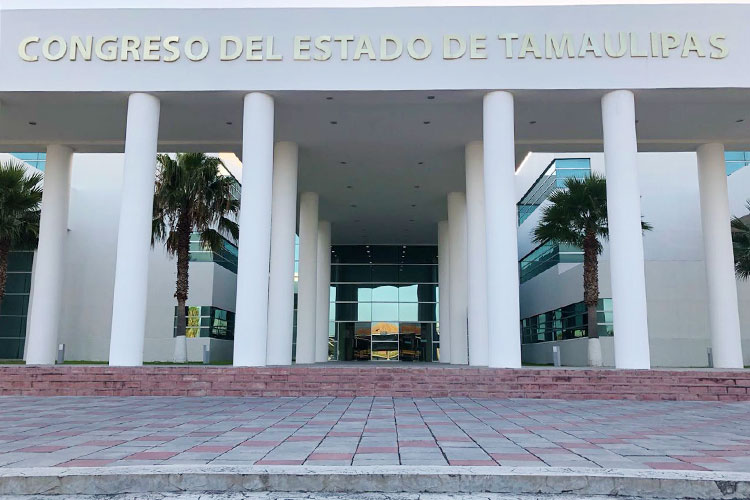 Regresan al Congreso tras la derrota electoral