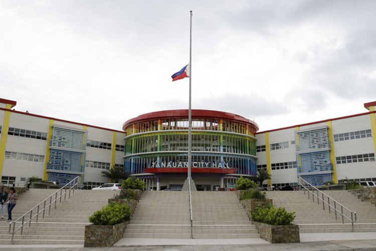 Matan a dos alcaldes en días consecutivos en Filipinas