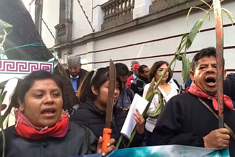Pide frente de Atenco tratar aeropuerto con AMLO