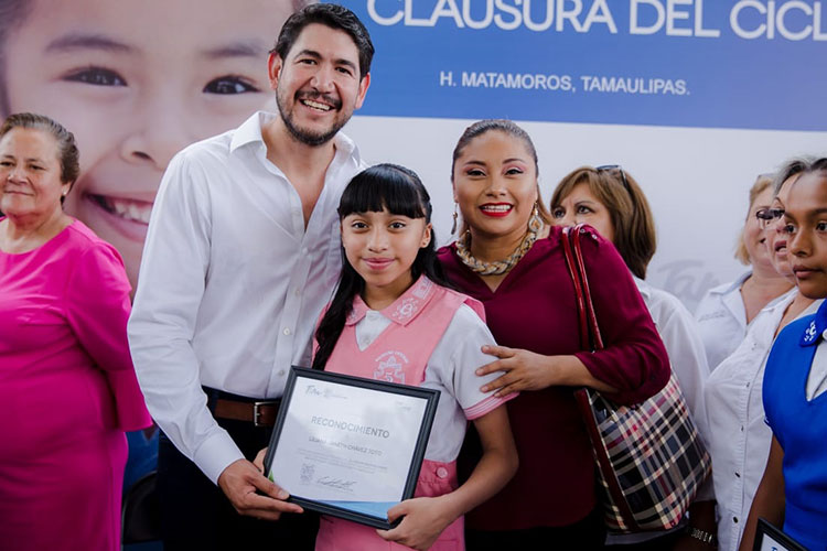 “Nuevos retos en educación no nos harán desistir”: Héctor Escobar