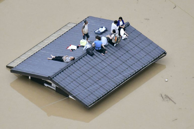 Intensas lluvias en Japón dejan 38 muertos