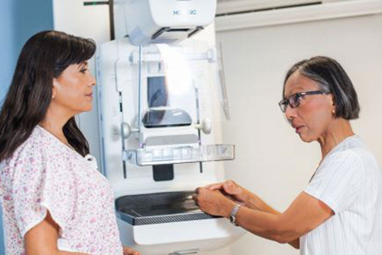 Burócratas tendrán día pagado para exámenes contra cáncer