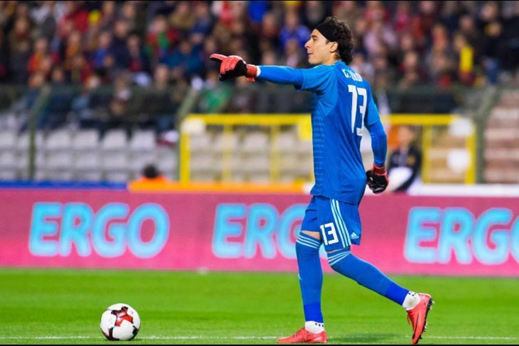 Ochoa, con posibilidades de ser nombrado mejor portero del Mundial