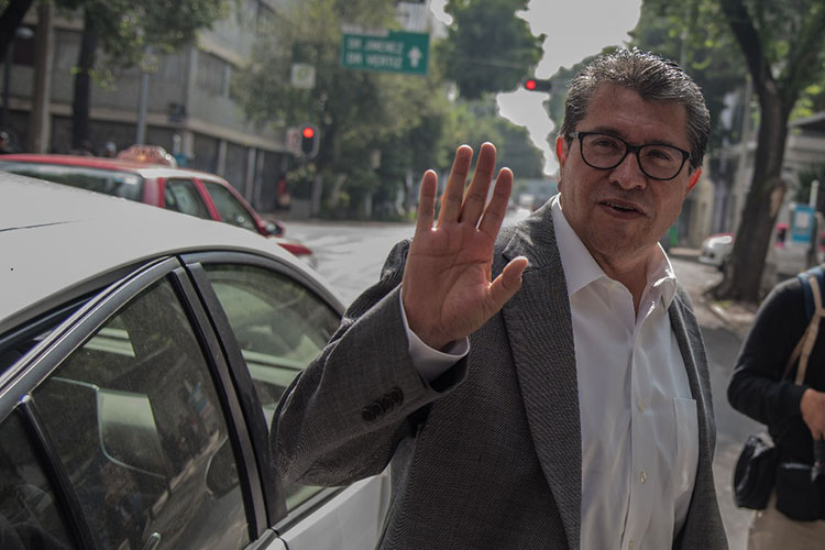 Monreal será líder de Morena en el Senado