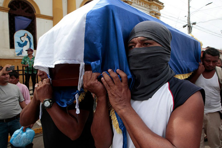 EU condena ataques de policía a estudiantes nicaragüenses
