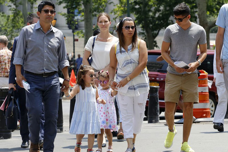 Piden cancelar deportación de inmigrante ecuatoriano en NY