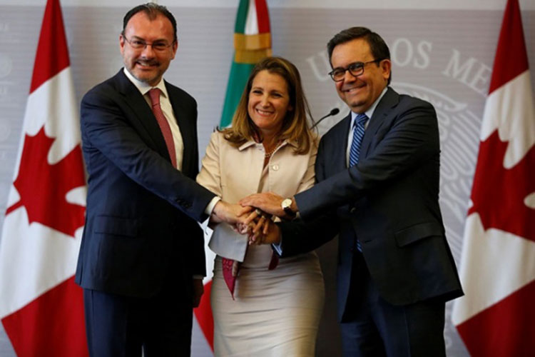 México y Canadá defienden TLCAN trilateral