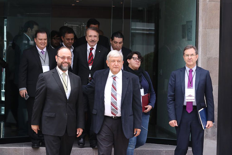 Firmaré acuerdo con universidades antes de diciembre: AMLO