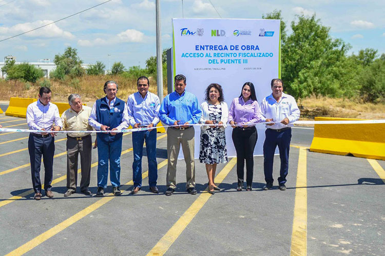 Entregan gobernador y alcalde vialidad para agilizar comercio