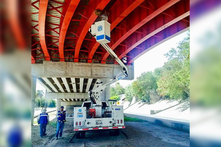 Se trabaja semanalmente en el mantenimiento de puentes