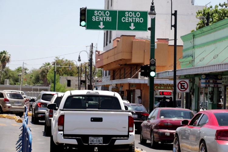 Pide Señalización y Semaforización a  los automovilistas respetar carril Sentri
