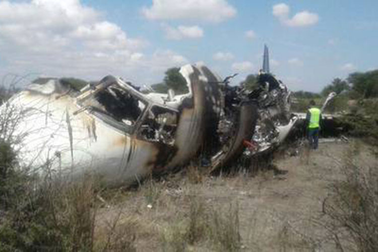 En curso, las pesquisas para saber si hubo error humano en el avionazo