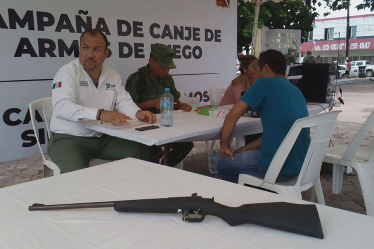 Reciben ocho granadas en módulo de canje de armas en Madero